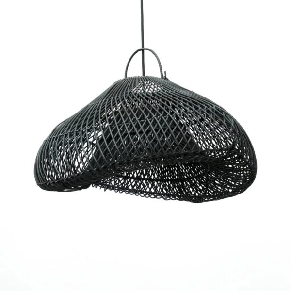 Viseća lampa “Cloud” od ratana – ručno izrađena elegancija