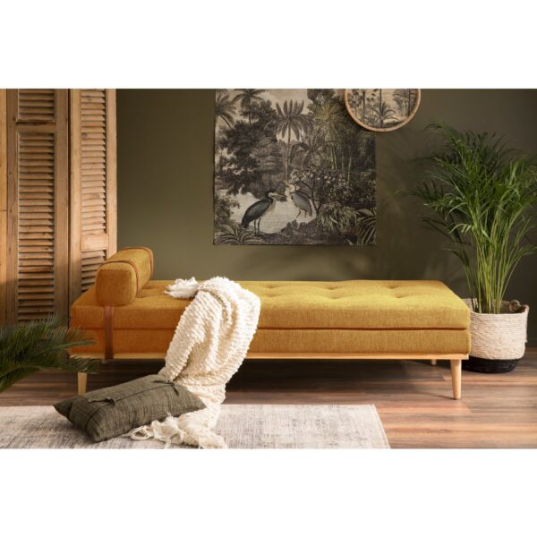 Daybed u žutoj boji s drvenim nogama